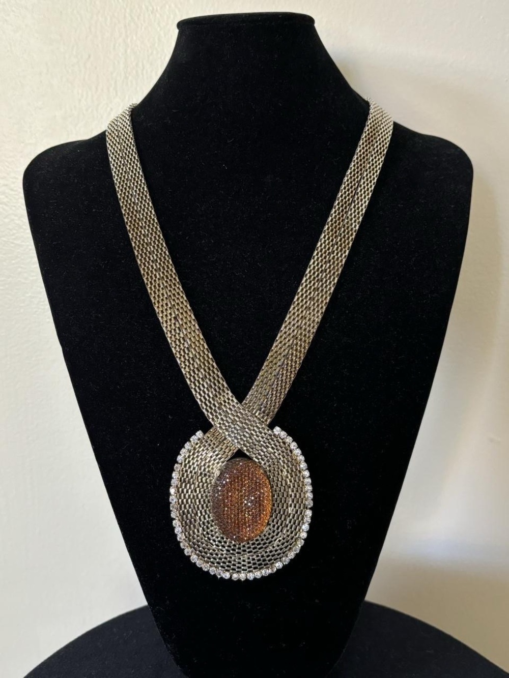 Vintage goldtone statement necklace